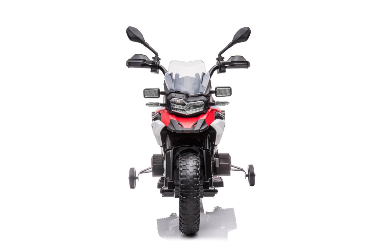 Front View: A straight-on perspective of the motorcycle, showcasing its handlebars, windshield, and front tire, giving a clear view of the sturdy design.
