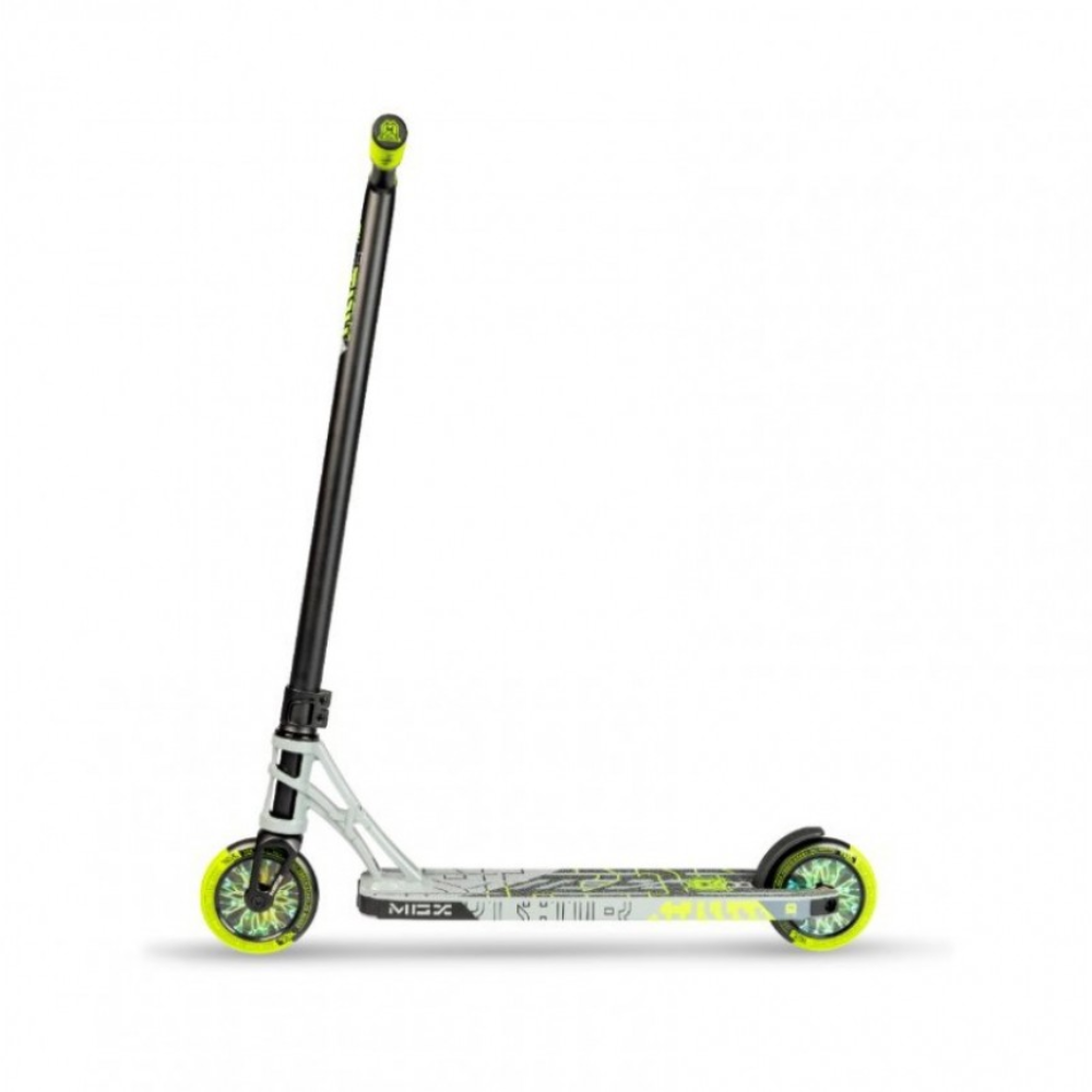 Madd Gear MGX P1 Scooter - Grey/Green